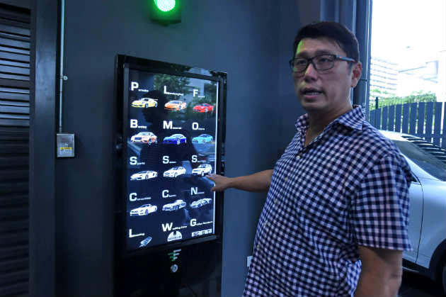 Singapore Gary Hong distributore automatico auto